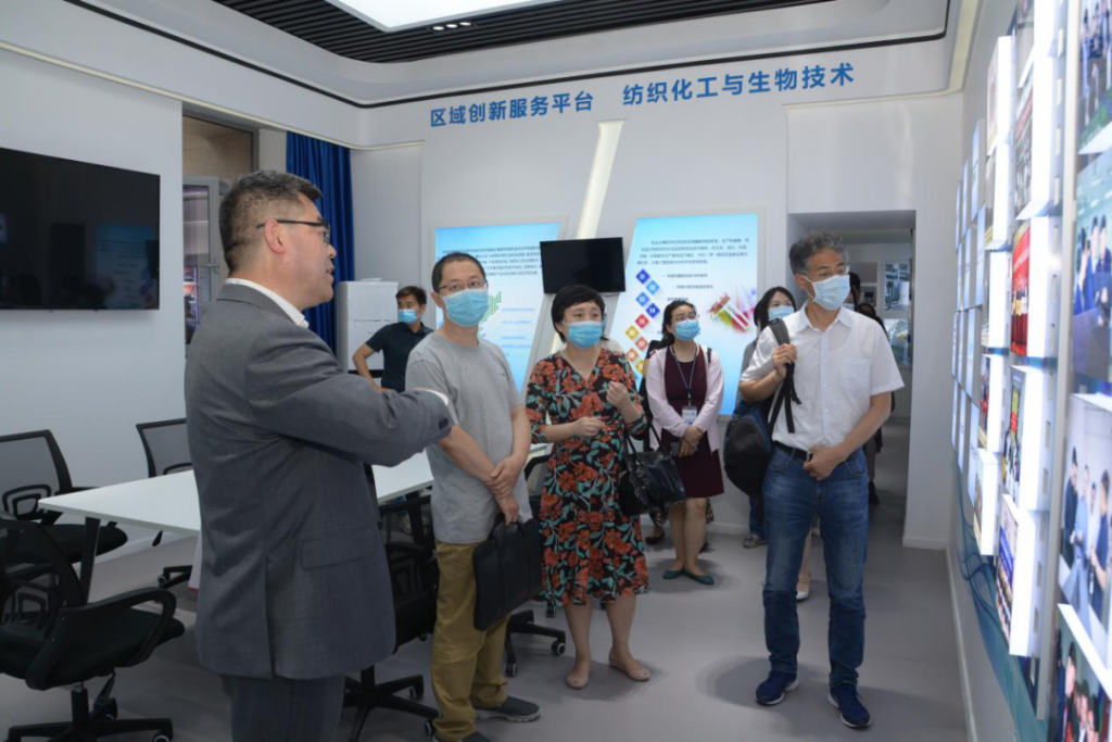 财政部国际化高端会计人才培养工程第一期和第二期联合培训班经北国会组织走进中纺院